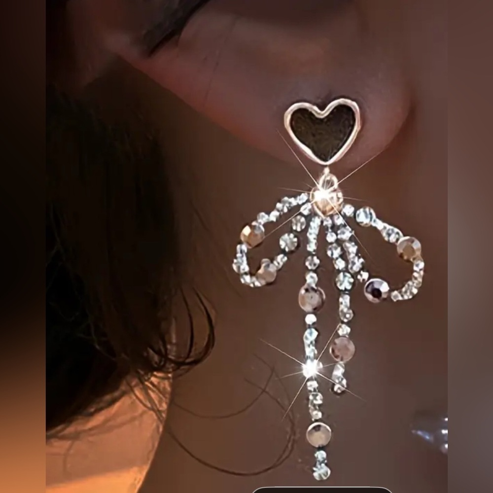 Vintage feel S925 Sterling Silver plated Heart and Bow earrings. New. - Picture 7 of 11